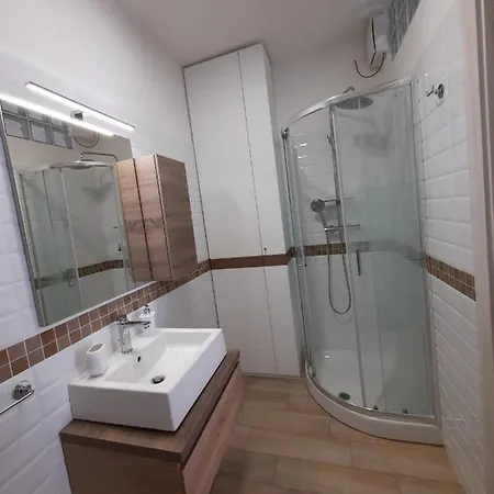 Adg Emilia 10 Del Garda Apartmán Peschiera del Garda